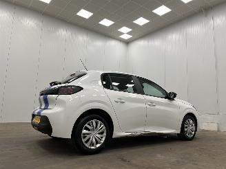 Peugeot 208 1.2 PureTech Active picture 2