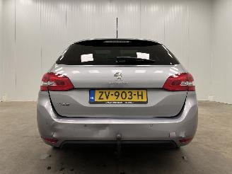 Peugeot 308 SW 1.2 PureTech Executive Panoramadak Navi Clima picture 6