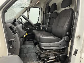 Citroën Jumper 35 2.2 BlueHDi 165 L3H2 Navi Clima picture 10