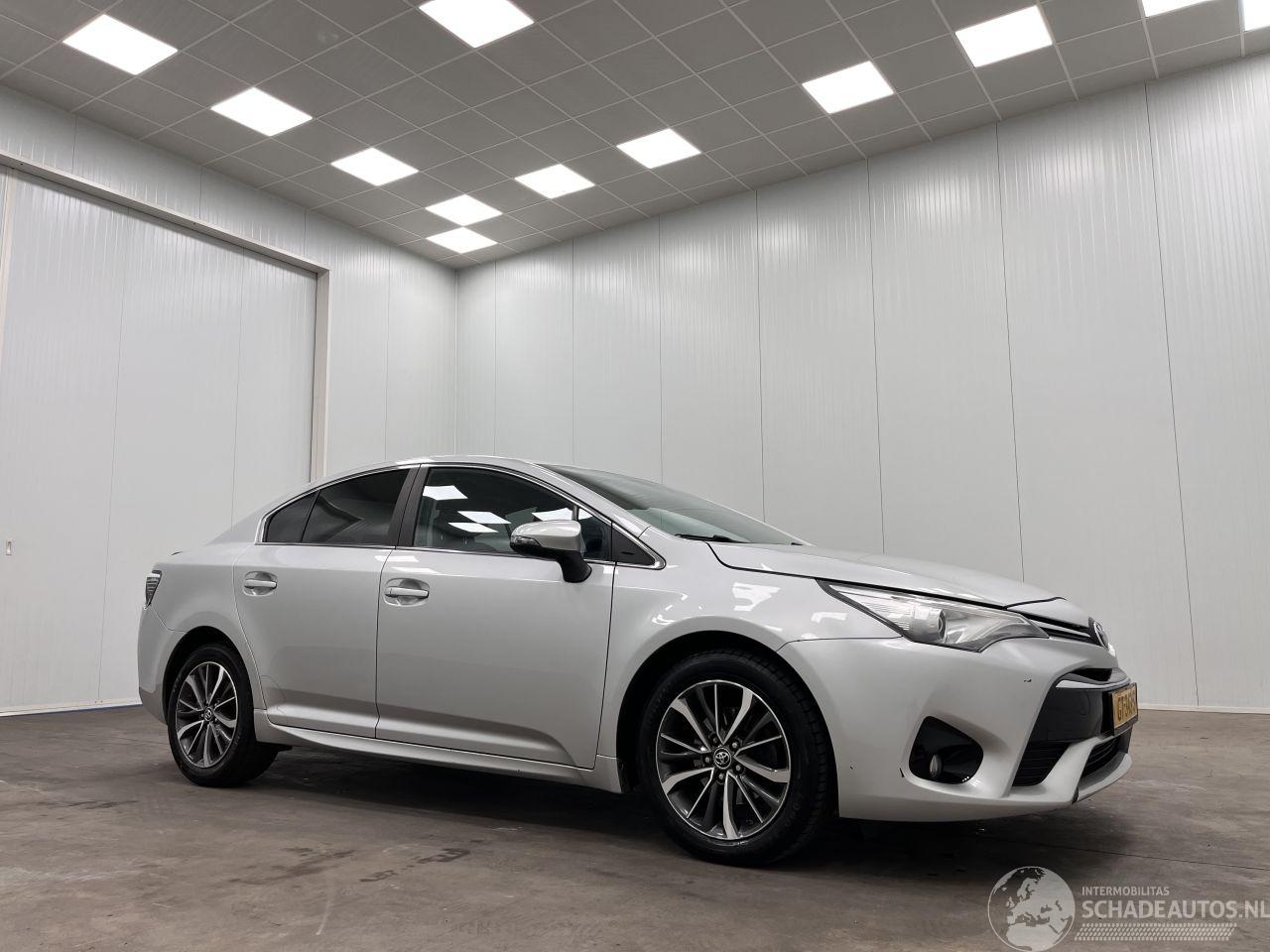 Toyota Avensis 1.6 D-4D-F Navi Clima