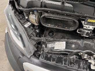 Peugeot Boxer 2.2 BlueHDI L2H2 Navi Airco picture 14