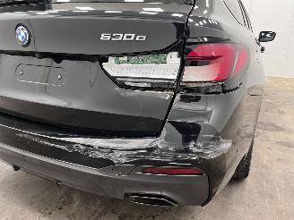 BMW 5-serie Touring 530e Autom. Panoramadak Navi Clima picture 22