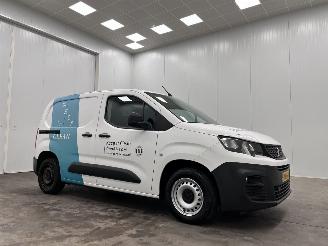 skadebil bedrijf Peugeot Partner 1.6 BlueHDI Airco 2019/1