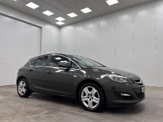 krockskadad bil auto Opel Astra 1.6 CDTI Edition 5-drs Clima 2015/4