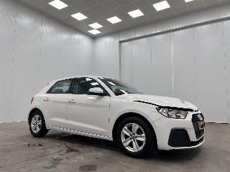 krockskadad bil auto Audi A1 Sportback 2.5 TSFI 5-drs Airco 2019/10