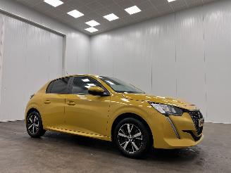 Schadeauto Peugeot 208 1.2 PureTech Active 5-drs Airco 2021/4