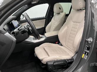 BMW 3-serie Touring 330e eDrive Edition Panoramadak picture 9