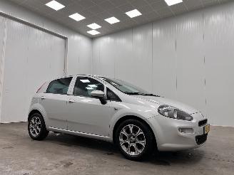 krockskadad bil auto Fiat Punto Evo 0.9 TwinAir Sempre 5-drs Navi Clima 2017/11