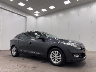 krockskadad bil auto Renault Mégane Estate 1.5 dCi Panoramadak Navi Clima 2013/4