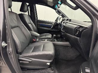 Toyota Hilux 2.8 D-4D Autom. 4WD DC Adventure Navi Clima picture 9