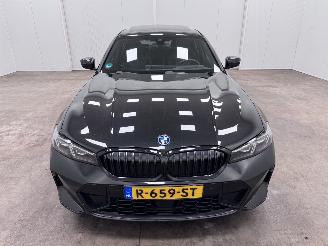BMW 3-serie 330e Autom. Hybrid. M-Sport Panoramadak Navi Clima picture 5