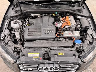 Audi A3 Sportback 1.4 e-tron PHEV  Panoramadak S-Line picture 17