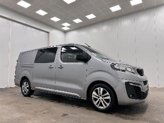 Schade bestelwagen Peugeot Expert 2.0 BlueHDI Autom. DC  Navi Clima 2023/2