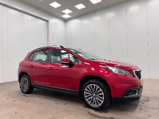 Unfallwagen Peugeot 2008 1.2 PureTech Active Autom. Navi Airco 2018/7