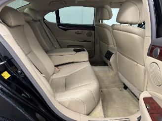 Lexus LS 460 Luxury picture 11