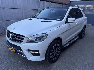 Mercedes ML 250 BlueTEC AMG Panoramadak picture 1