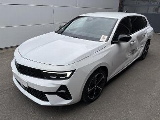 Opel Astra Sports Tourer GS Line Plug-in-Hybrid picture 1