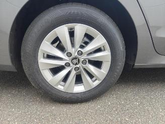 Skoda Octavia Combi 1.5 TSI mHEV 110 kW Ambition picture 8