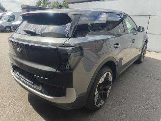 Ford Explorer Premium RWD (77kW) picture 3