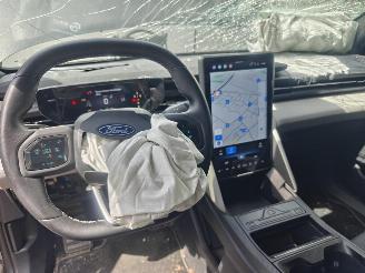 Ford Explorer Premium RWD (77kW) picture 18