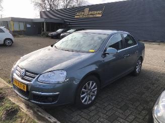 Unfallwagen Volkswagen Jetta 1.4 TSI 160 16V Sedan 4Dr Benzine 1,390cc 118kW (160pk) FWD 2008-07/2010-10 (1K2) CAVD 2009/7