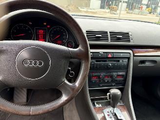 Audi A4 Automaat - A4 Avant (B6) Combi 2001 / 2005 - 1.8 T 20V Combi/o  Benzine 1.781cc 110kW (150pk) FWD 2001-09/2002-07 (8E5) AVJ picture 8