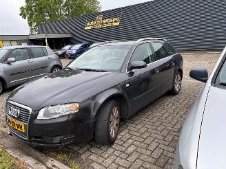 uszkodzony samochody osobowe Audi A4 Avant  2008/6
