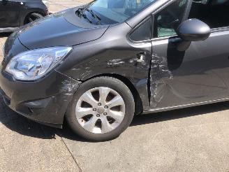 Avarii autoturisme Opel Meriva  2011/4