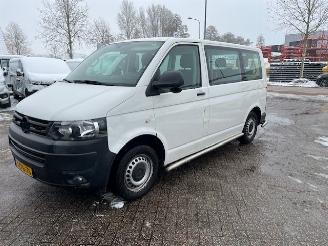 škoda dodávky Volkswagen Transporter 2.0 TDI 103KW KOMBI PKW BRIEF 8P AUTOM. KLIMA 2015/6