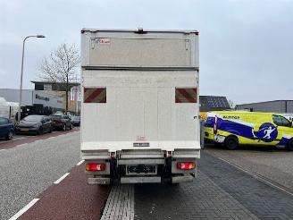 Peugeot Boxer 35 2.2 BLUEHDI 103KW  KOFFER LAADKLEP LBW KLIMA picture 3