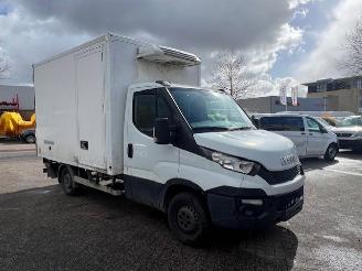 Schade bestelwagen Iveco Daily 35S13 2.3d 93kw  THERMOKING KUHLKOFFER LAADLEP LBW 2016/11