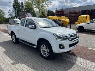Isuzu D-Max 1.9D 120KW EXTRA CAB  AUTM.  AIRCO KLIMA EURO6 4WD picture 5