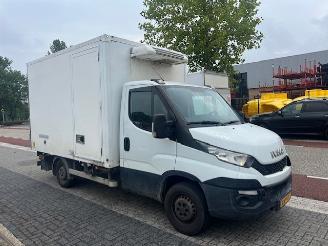 danneggiata veicoli commerciali Iveco Daily 35S13 2.3D 93KW THERMO KING KUHLKOFFER KOELING LAADKLEP 2016/11