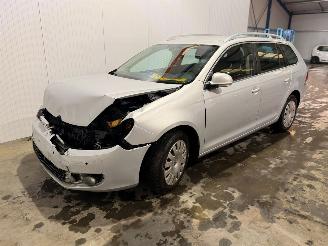 Volkswagen Golf 1.6 TDI 16V 105 Combi/o  Diesel 1.596cc 77kW (105pk) FWD picture 2