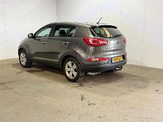 krockskadad bil auto Kia Sportage 2.0 X-exutive Plus Pack 2011/2