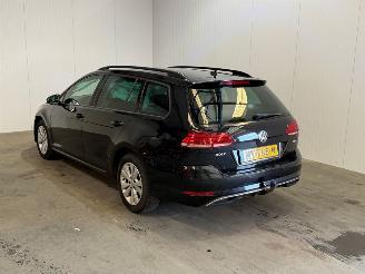 Schadeauto Volkswagen Golf 1.0 TSI Comfortline 2017/4