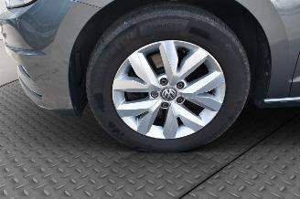Volkswagen Touran 1.5 TSI picture 20