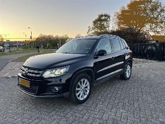 Vaurioauto  passenger cars Volkswagen Tiguan 2.0 TSI Sport&Style 4motion R-line Edition | 86.676 KM! 2013/1