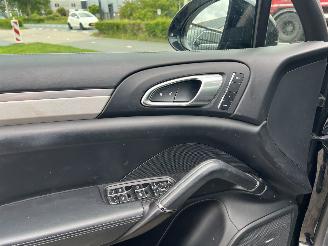 Porsche Cayenne 3.6 GTS PANO ORIGINAL NL NAP picture 21