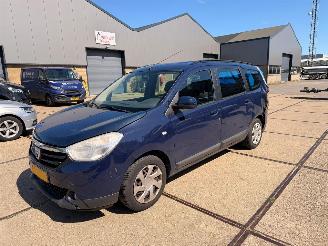 Vaurioauto  passenger cars Dacia Lodgy 1.2 TCe Lauréate 7p. 2013/2