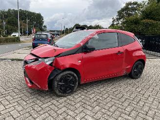 Voiture accidenté Toyota Aygo 1.0 VVT-i x 112.286 KM !! 2017/5