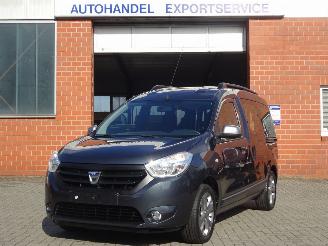krockskadad bil auto Dacia Dokker Celebration 1.5 DCI 66kw, Navi, Camera, DAB+, Airco, Cruise 2016/2