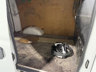 Maxus eDeliver3 SWB 90kW 53kWh picture 37