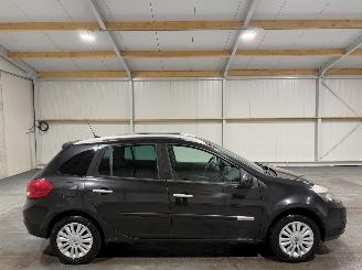 Avarii autoturisme Renault Clio 1.2TCE 74kW Airco Collection 2011/1