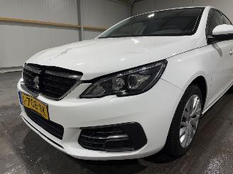 Peugeot 308 1.2 PureTech 81kW Blue Lease picture 20