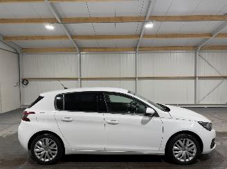 skadebil auto Peugeot 308 1.2 PureTech 81kW Blue Lease 2019/11