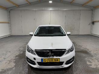 Peugeot 308 1.2 PureTech 81kW Blue Lease picture 4