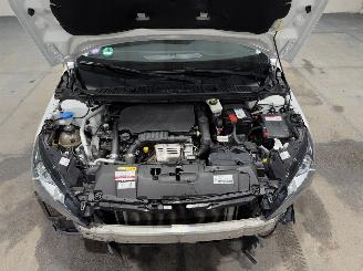 Peugeot 308 SW 1.2PureTech 96kW Blue Lease Executive picture 26