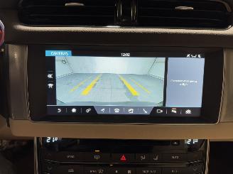 Jaguar XF 2.0D 132kW Automaat Camera Prestige Sportbrake picture 33
