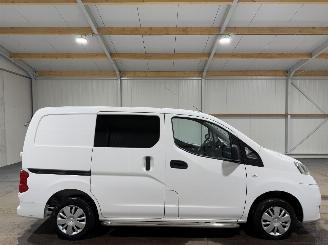 Vaurioauto  commercial vehicles Nissan Nv200 1.5dCi 63kW Airco Acenta 2010/5